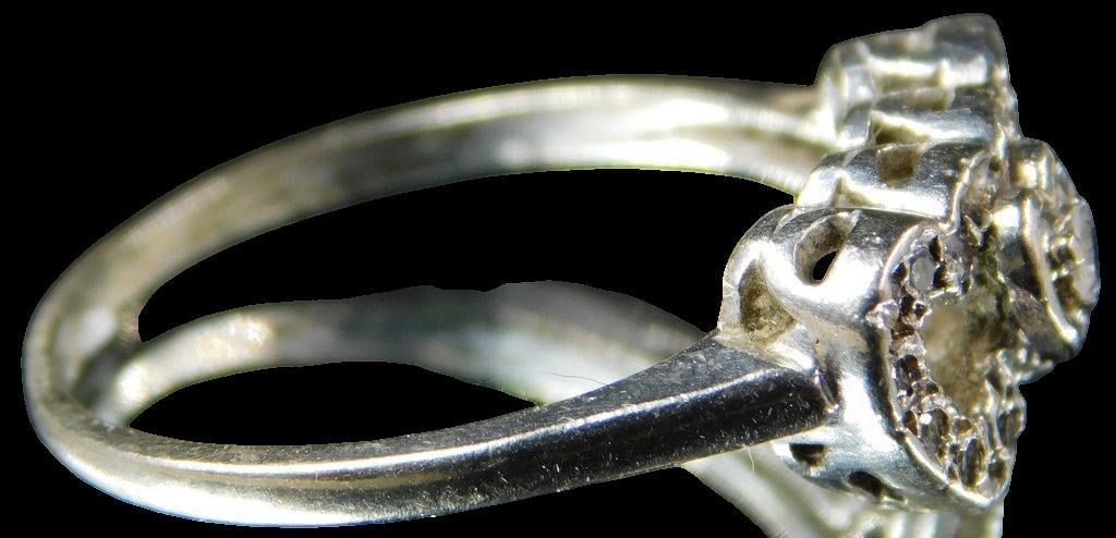 Ladies 10K Gold and Diamonds Heart Ring - 4