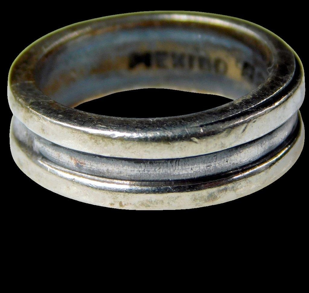 Grouping of Sterling Silver Rings, (5) - 4