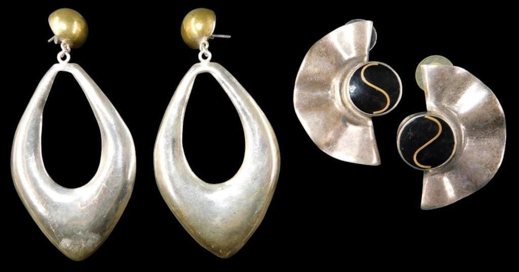 Pairs of Sterling Silver Earrings, (2): Two pair of classic looking earrings Each is marked 925 View photos, they show very well Both for one money 28.9 dwt total