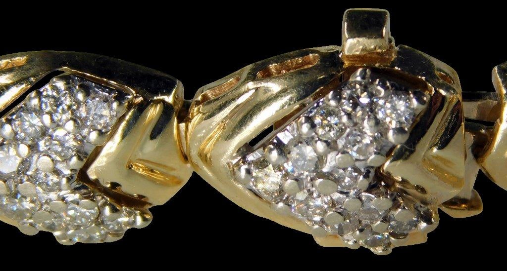 14K Yellow Gold Bracelet w/ Diamond Accents - 7