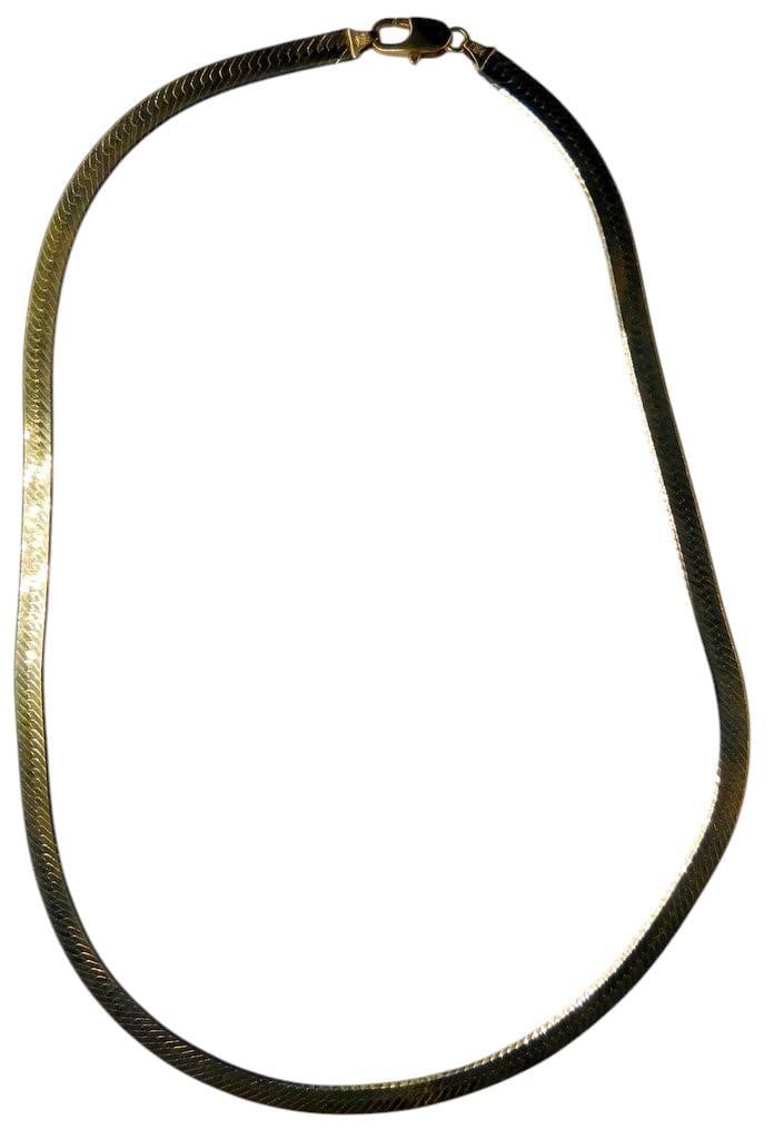 14K Gold Herringbone Necklace, Marked "Italy": Gold herringbone necklace featuring a lobster clasp marked with CE and Italy The necklace showcases a sleek, reflective herringbone pattern and is suitable for versatile wear The clasp is