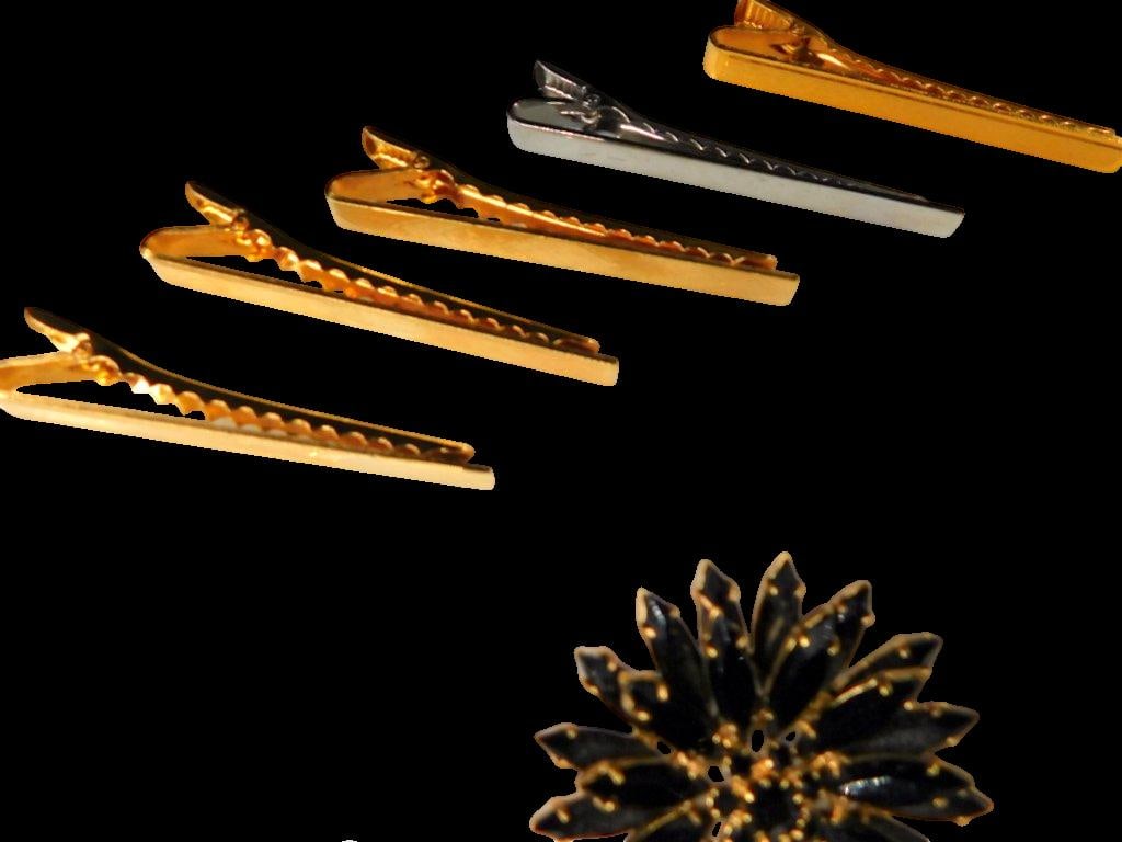 Jewelry, Including Rings, Brooches, Clips, and Miscellaneous Pieces - 3
