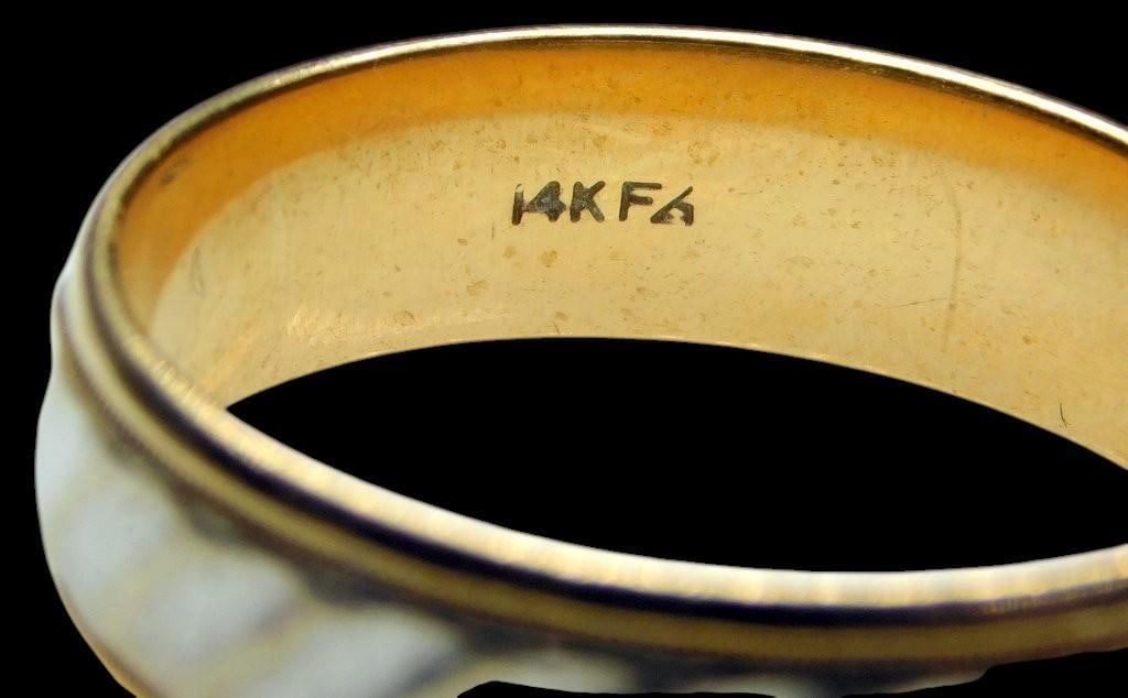 14K Gold Band Ring w/ White Inlay Design - 2