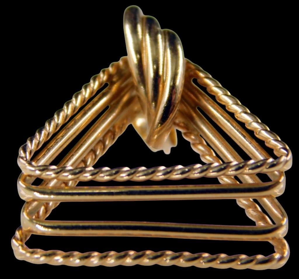 14K Gold Triangle Dangle Earrings w/ Twisted Rope Design - 4