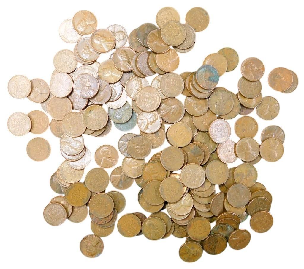 Pile of U.S. Wheat Pennies - Assorted Dates and Mint Marks - 10