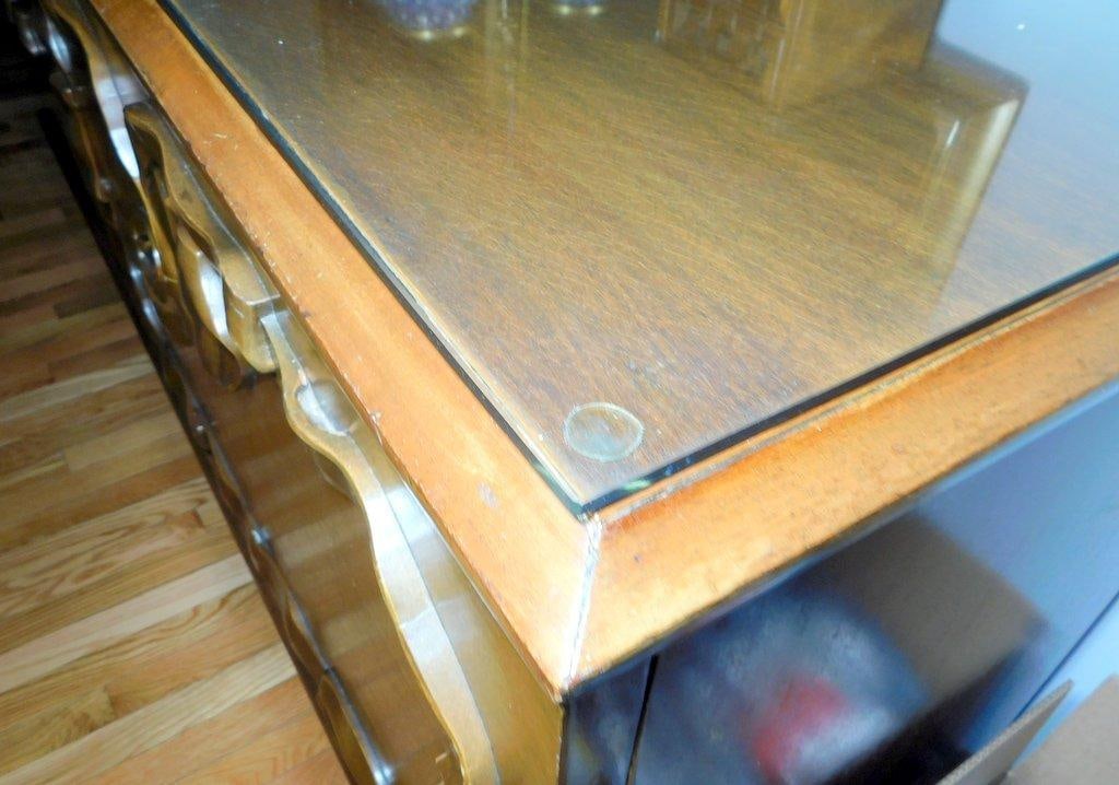 Mid-Century Modern Bedroom Furniture Set w/ Ribbon Carving Detail - 19