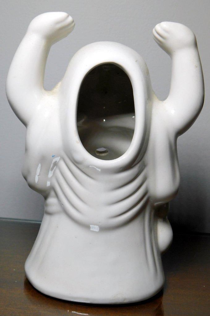 Four White Ceramic Figurines, Chinese Design - 11