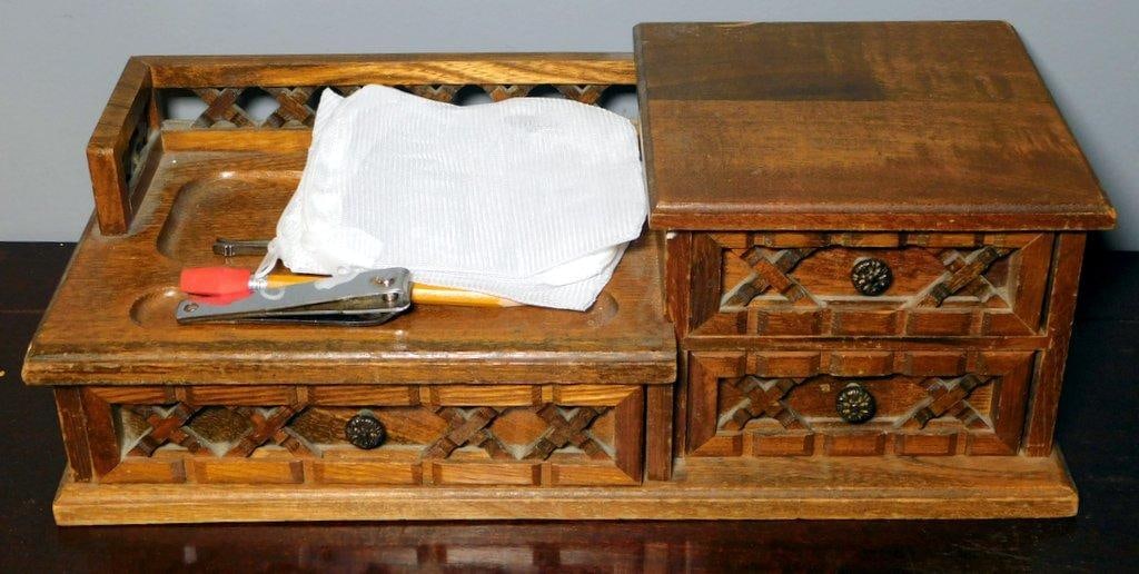 Wooden Desk w/ Decorative Chair and Desk Organizer - 7