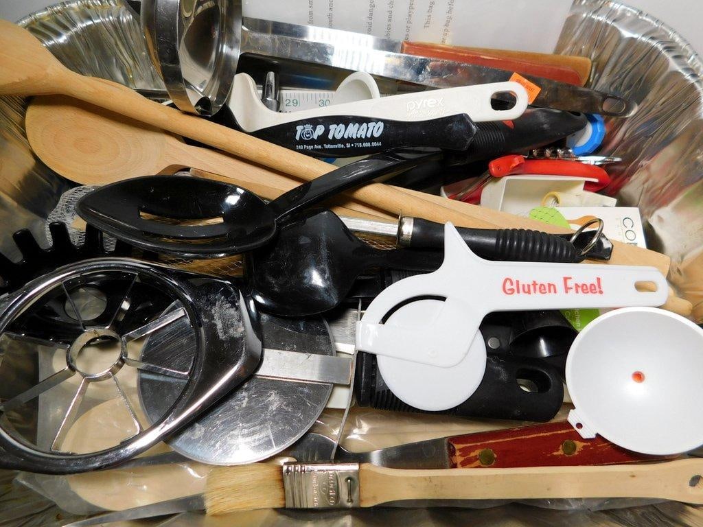 Kitchen Utensils in Aluminum Pan - 2