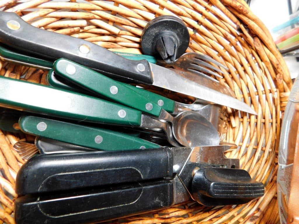Kitchenware, Decor, and Collectibles Bundle - 7