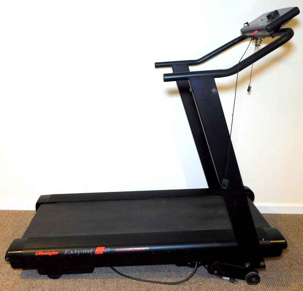 Lifestyler Extend 10.0 Treadmill w/ AccuSmart Technology (1 of 7)
