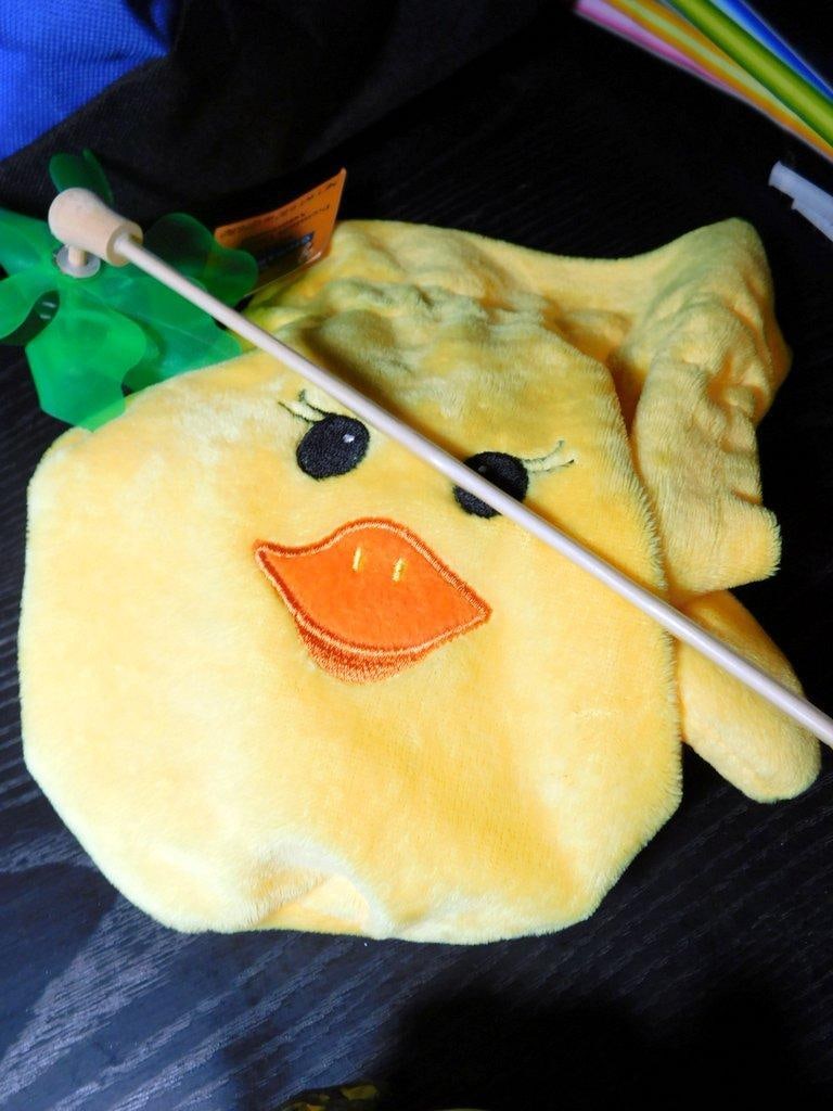 Items Including Haier Portable DVD Player, Plush Toys, and Home Decor - 11