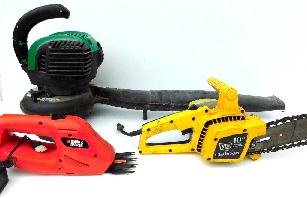 Weed Eater FB25, Wen 10-inch Electric Chainsaw, and Black & Decker Garden Tool (1 of 8)