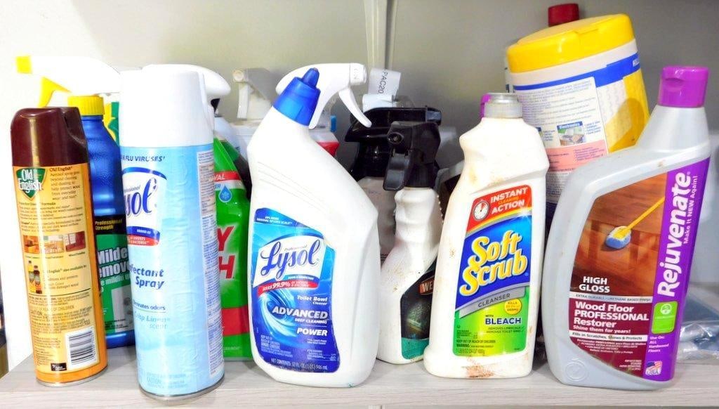 Household Cleaning Products Bundle: Lots of value here, always needed...don't pay retail Household cleaning products including spray bottles, disinfectants, floor cleaners, wood polishes, and mold/mildew removers from brands like