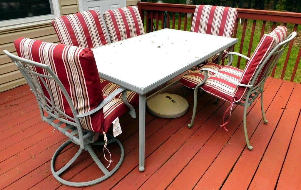 Outdoor Metal Patio Dining Set w/ Table and Six Chairs (1 of 9)
