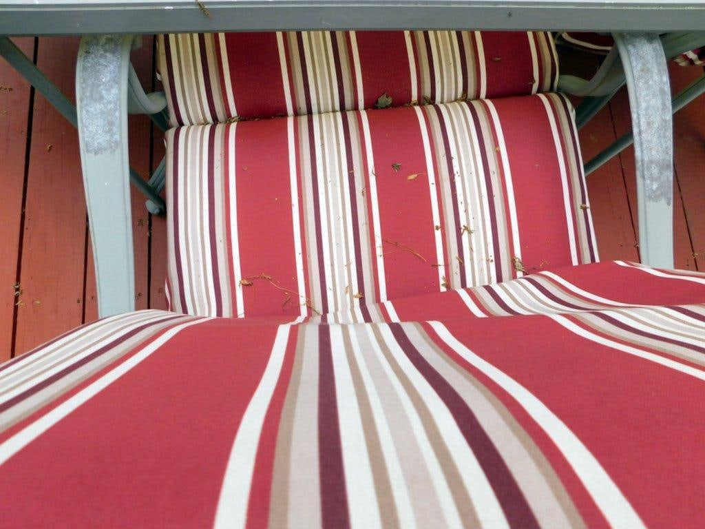 Outdoor Metal Patio Dining Set w/ Table and Six Chairs - 5