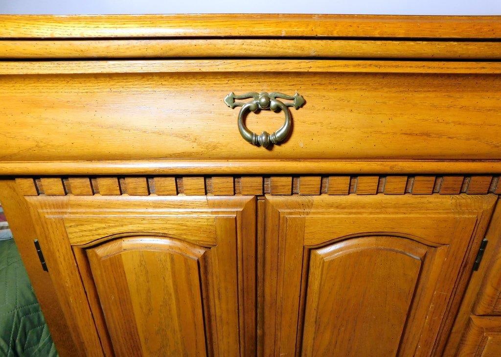 Bassett Oak Dresser and Matching Cabinet w/ Brass Hardware - 11