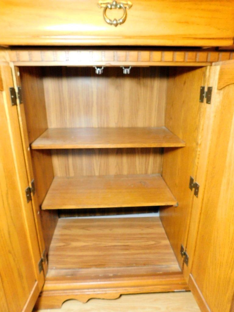 Bassett Oak Dresser and Matching Cabinet w/ Brass Hardware - 14