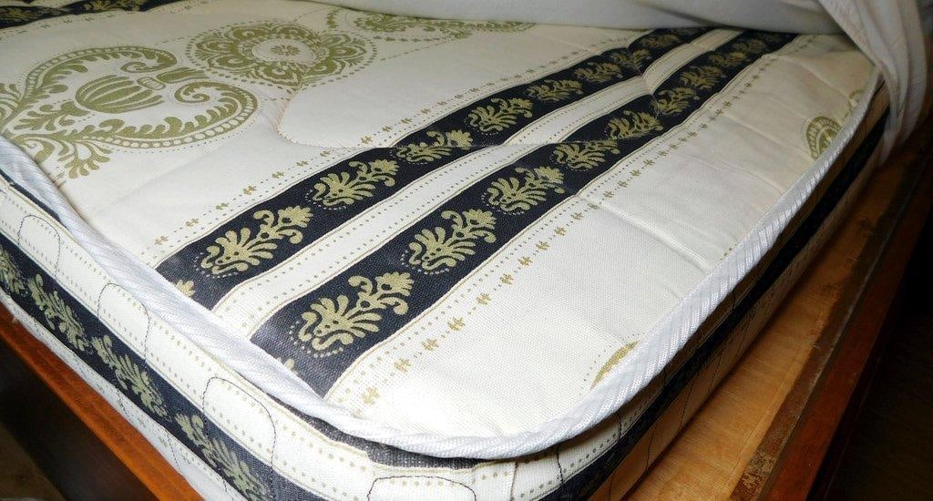 Twin Bed Frame with Storage, Green Quilt, and Mattress, (2) - 6