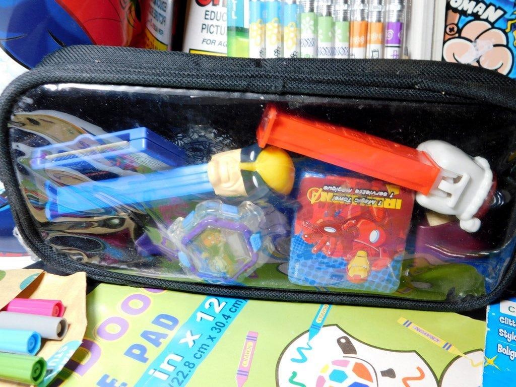 Art And Stationery Supplies With Elmer's Deluxe Artist Set - 11