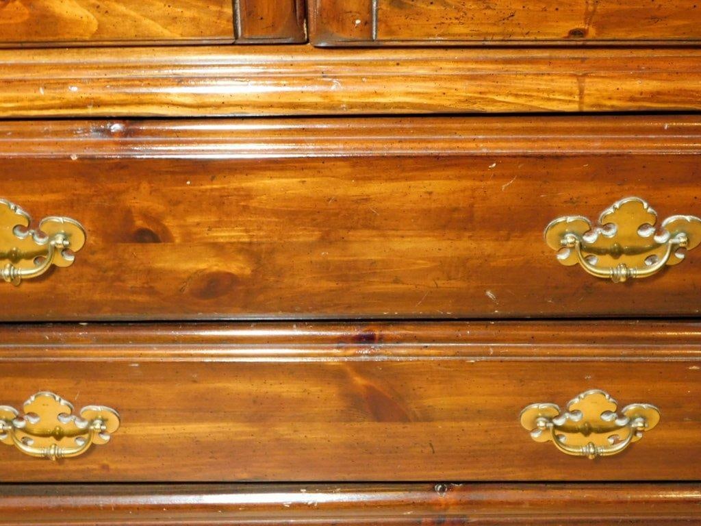Wooden Matching Bedroom Set with Mirror, Drawers, and Carved Accents - 20