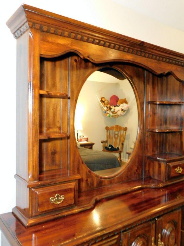 Wooden Matching Bedroom Set with Mirror, Drawers, and Carved Accents - 2