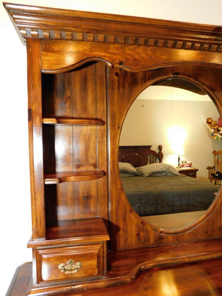 Wooden Matching Bedroom Set with Mirror, Drawers, and Carved Accents - 5