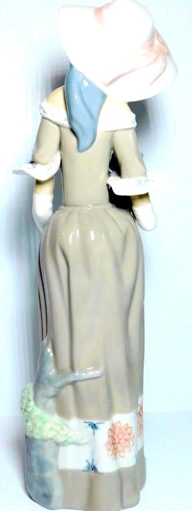 Casades Porcelain Figurine of Woman w/ White Hat and Dogs - 2