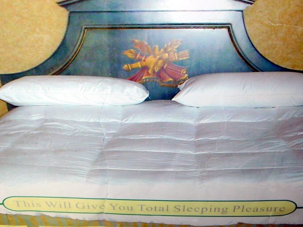 Bedding Items Including King and Queen Sets - 10
