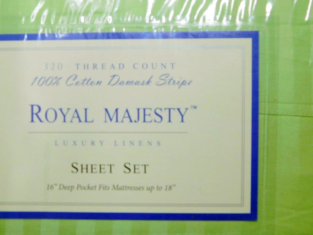 Bedding Items Including King and Queen Sets - 11