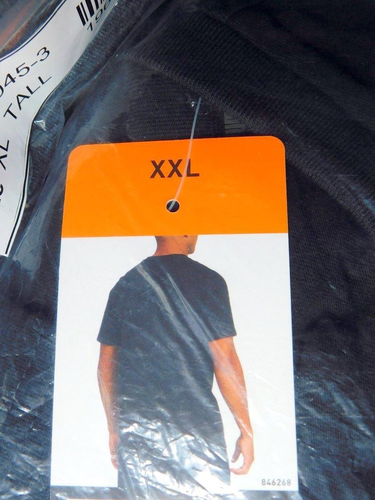 Four Apparel Items, Including Hoodies and T-Shirts, XL and XXL Sizes - 5