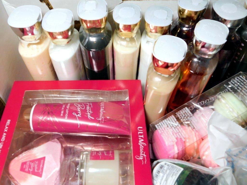 Large Assortment of Bath and Body Products and Personal Care Items, New - 10
