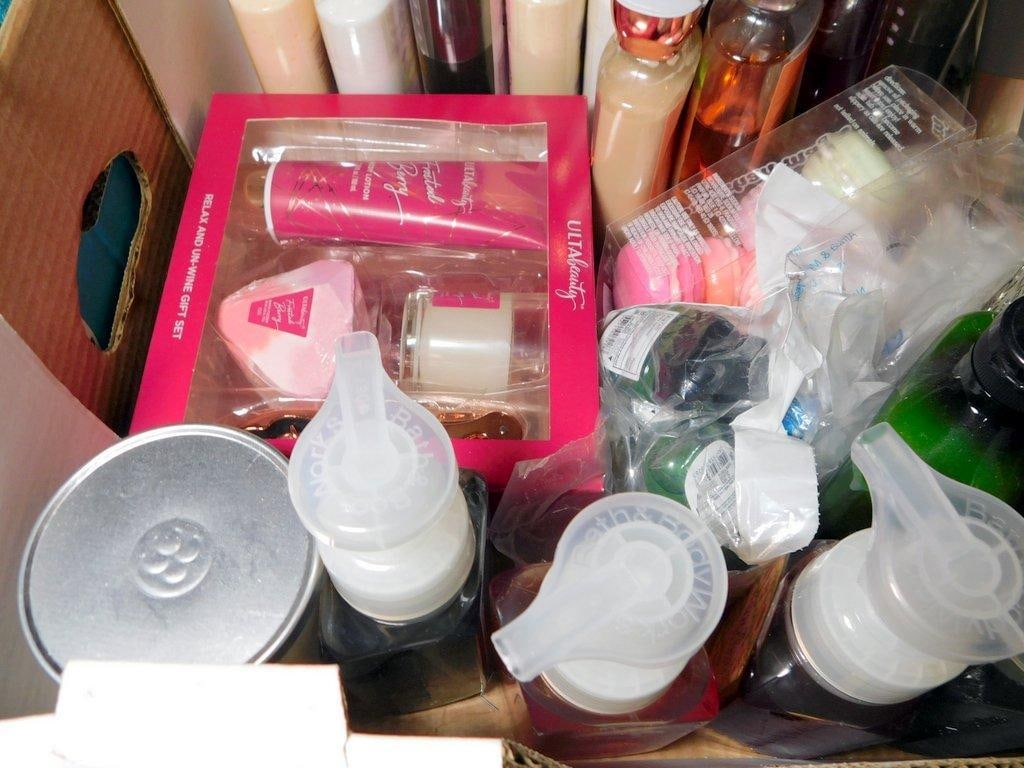 Large Assortment of Bath and Body Products and Personal Care Items, New - 14