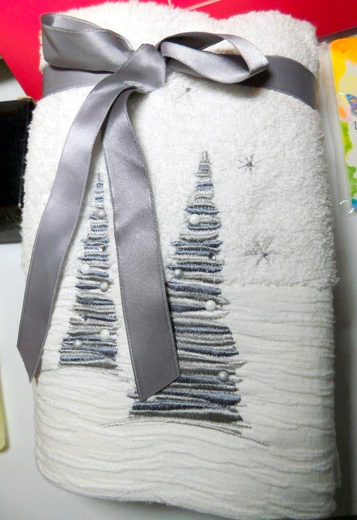 Gift Items Including Jewelry, Textiles, Decorative Items, and More - 4