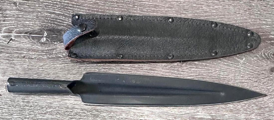 (Lot of 2) Trench knives with leather sheaths - 2