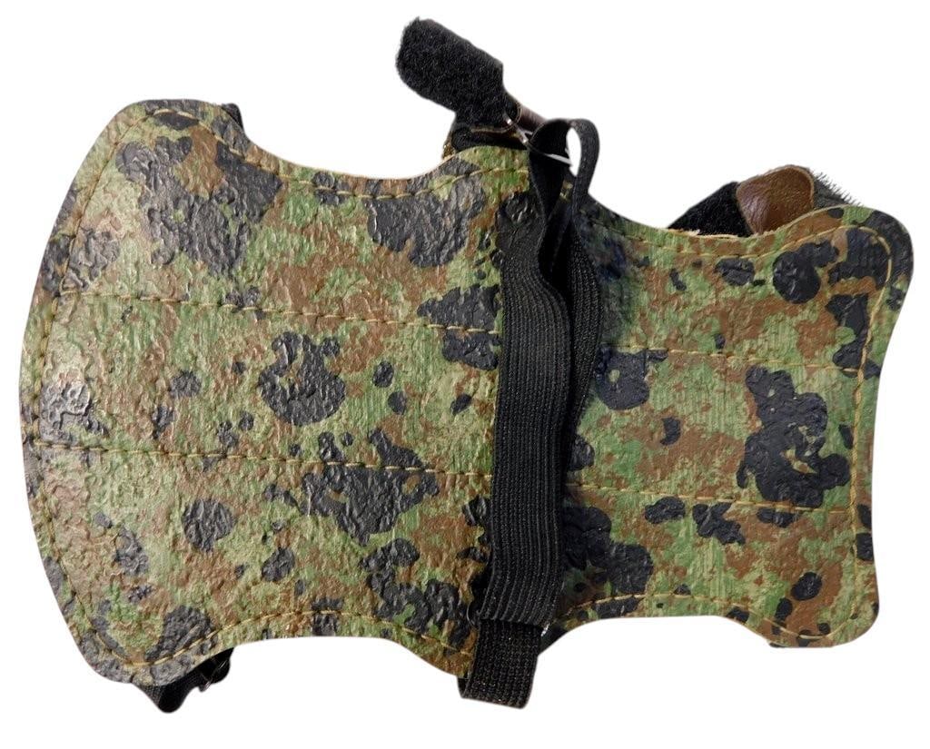 Wood and Aluminum Arrows w/ Bow Arm Guard - 9