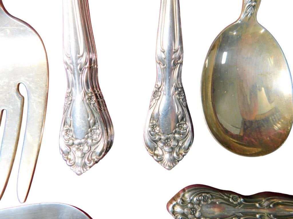 Alvin Sterling Silver Chateau Rose Silverware Set in Fashion Manor Case - 7