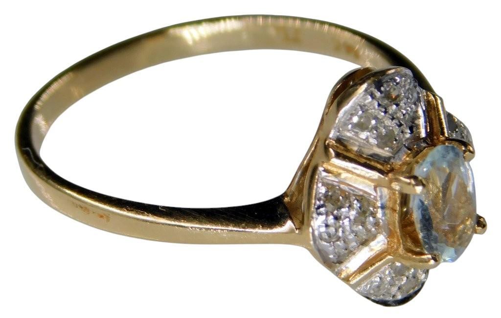 14k Gold Ring with Diamonds and Aquamarine, Size 7 3/4 - 2