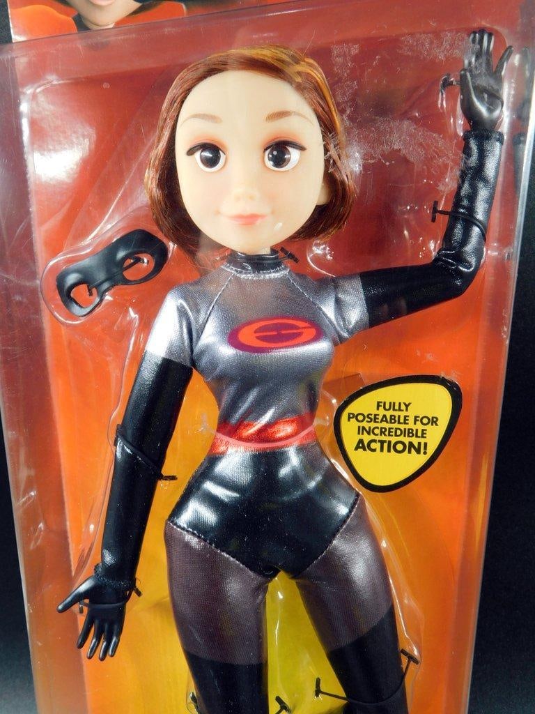 Mattel DC Multiverse Wonder Woman Action Figure - 11