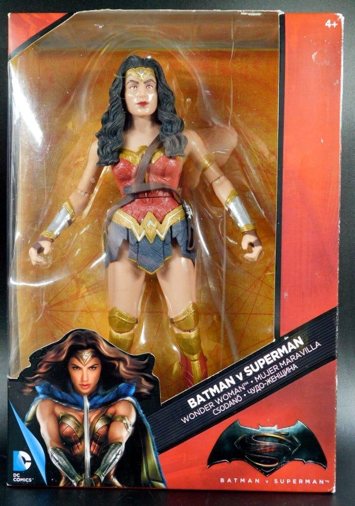 Mattel DC Multiverse Wonder Woman Action Figure - 6