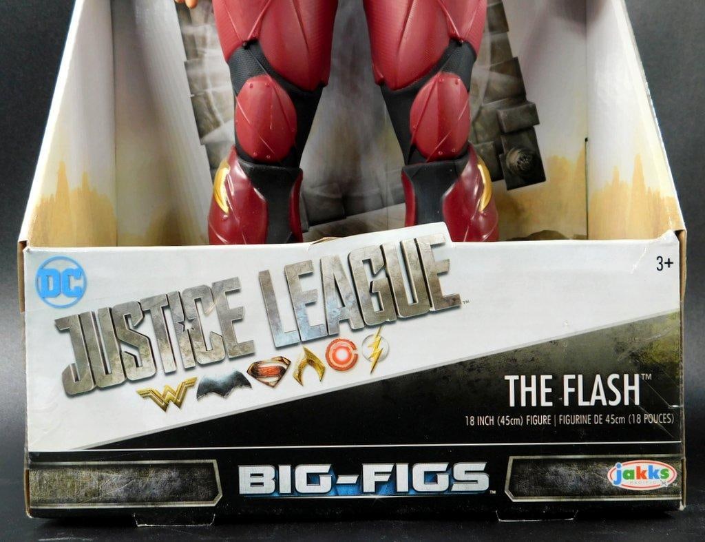 (Lot of 3) DC superheroes, including The Flash, Wonder Woman, and Shazam! Action Figures - 4