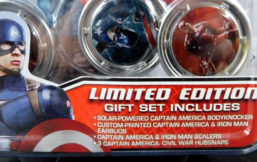 (Lot of 2) Captain America Collectible products - 8