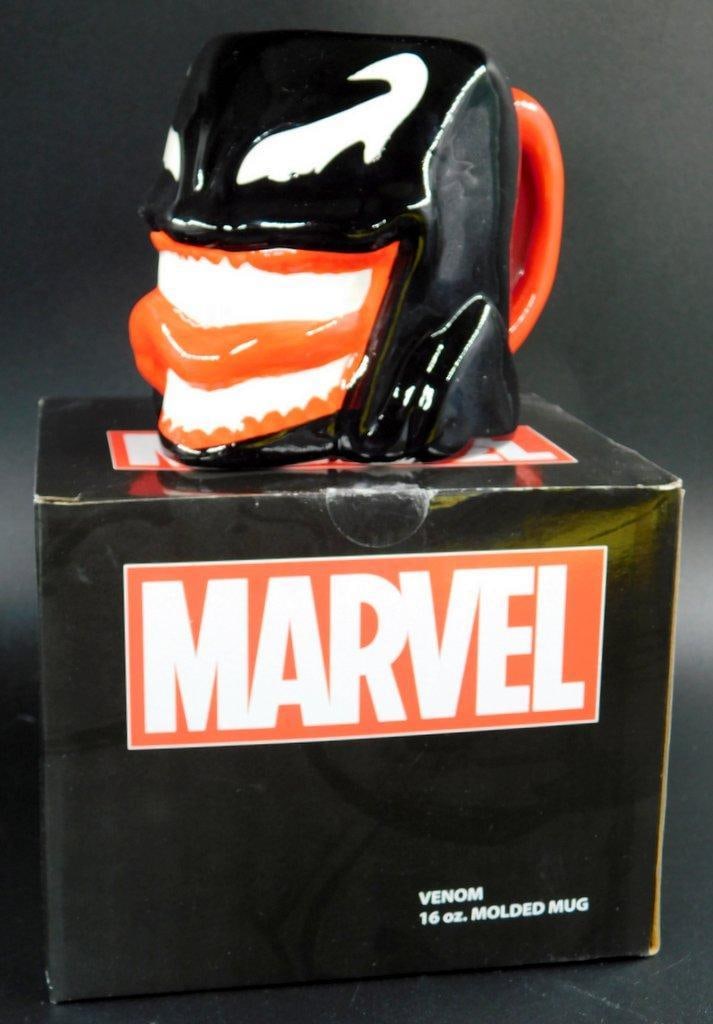 (Lot of 2) collectibles: Terminator Genisys Half Scale Endo Skull and Marvel Venom 16 oz. Molded ... - 4