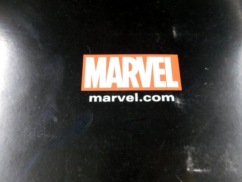 (Lot of 2) 3D-themed Comic Book Collectibles: DC Pop-up Book and Marvel Pop-up Calendar - 12