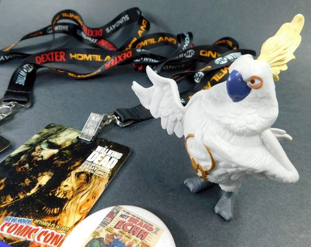 Assortment of ComicCon passes, Gotham City Law Enforcement ID, Nigel and Buttons, (12) - 9