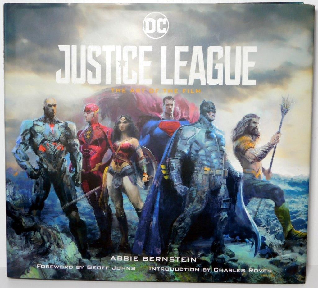 (Lot of 2) Hardcover Companion books on Marvels The Avengers and DC Justice League movies - 3