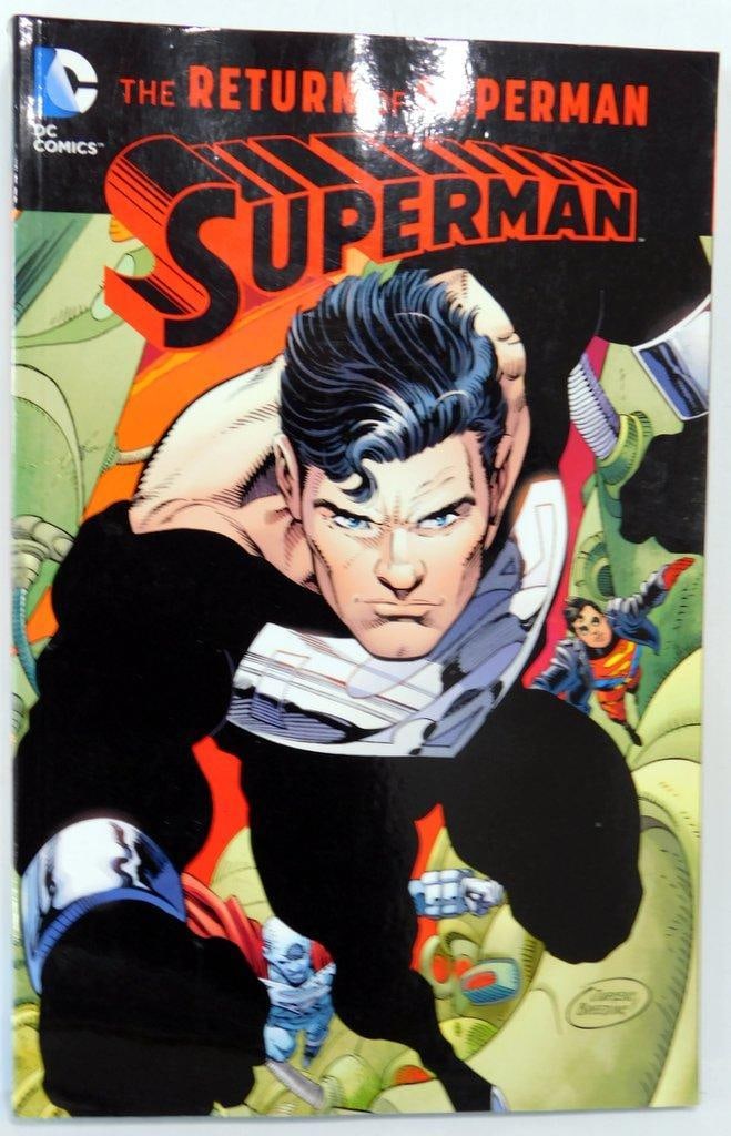 (Lot of 5) Comic Book Collections oo DC's Core Heroes and Marvel's Creator Stan Lee - 3