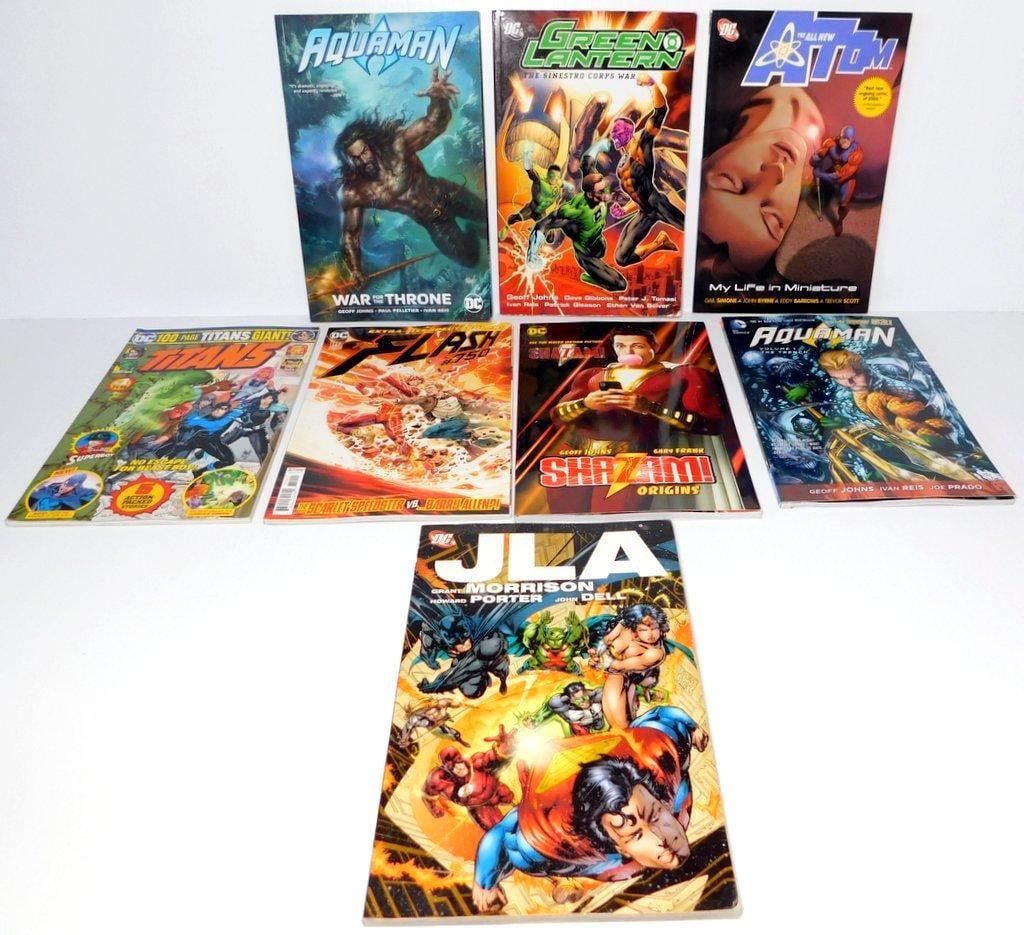 (Lot of 8) DC Comics Story Archives From the New 52 Era: (Lot of 8) DC Comics Story Archives from the New 52 era Aquaman: War for the Throne Green Lantern: The Sinestro Corps War The All-New Atom: My Life in Miniature Titans Giant #1 The Flash #750 Shazam!