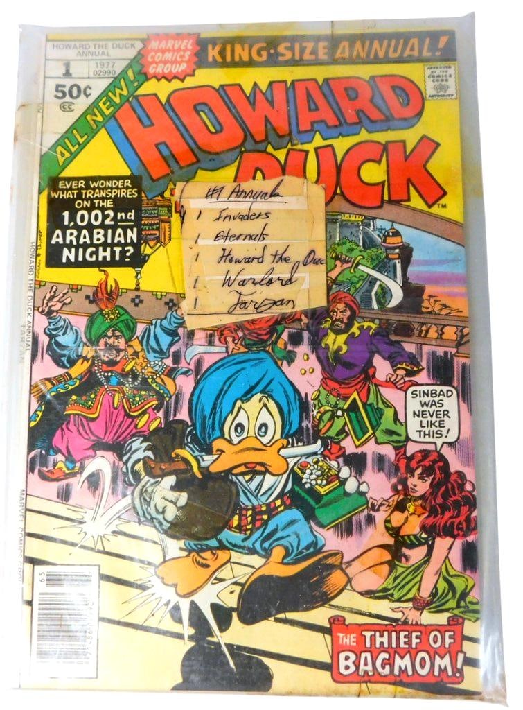 Bundled Annual #1 Howard the Duck, and Other Comics Published Comics From 1970s: Howard the Duck King-Size Annual #1, published by Marvel Comics in September 1977 Bundled with other comics as indicated in the handwritten note taped on there in the 1970s It appears to be Annu
