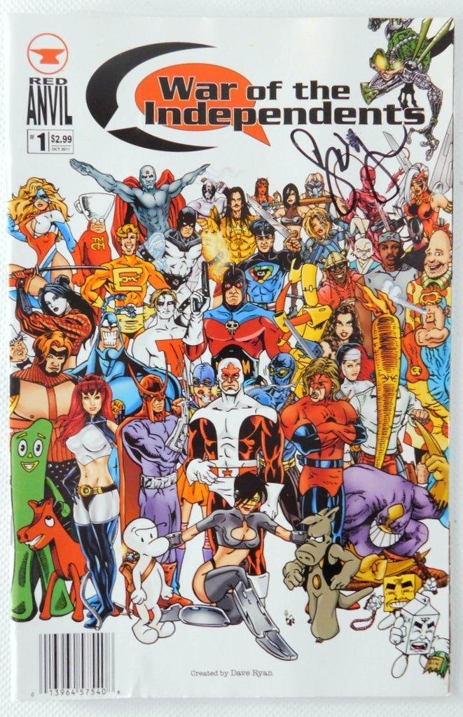 (Lot of 2) Autographed Dave Ryan issue War of the Independence (white) and (Blue) issue of #1 2011 - 3
